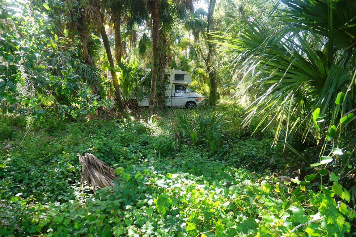 Port Charlotte - Land