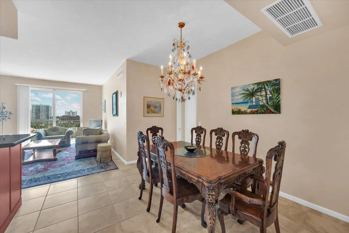 403 S Sapodilla Ave Unit 809  