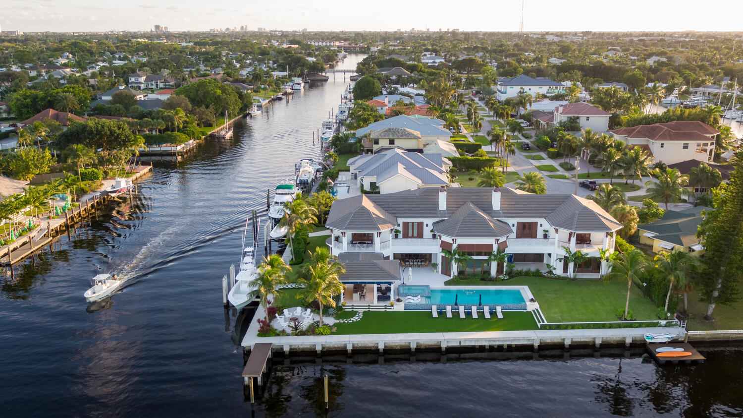 NORTH PALM BEACH VILLAGE OF 6 - Residential