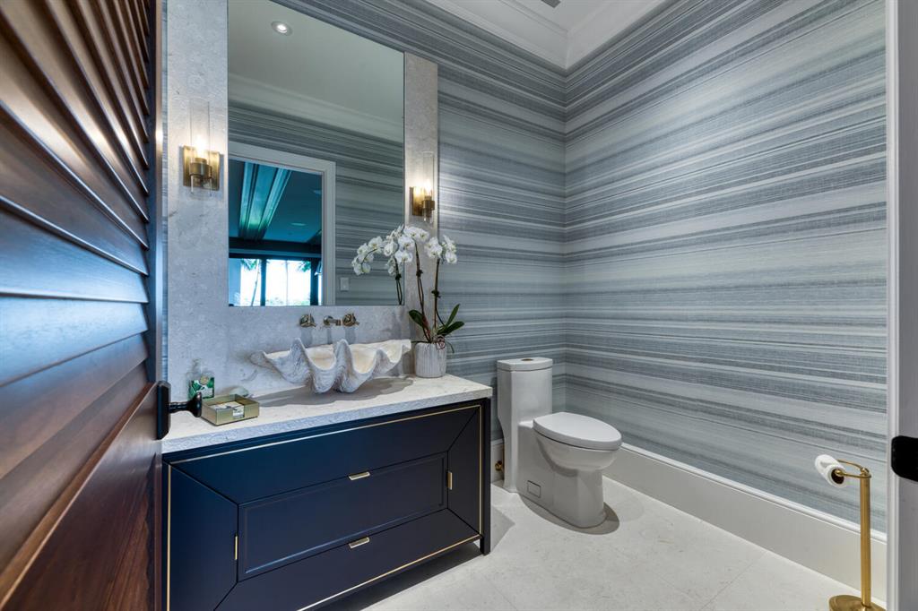 NORTH PALM BEACH VILLAGE OF 6 - Residential