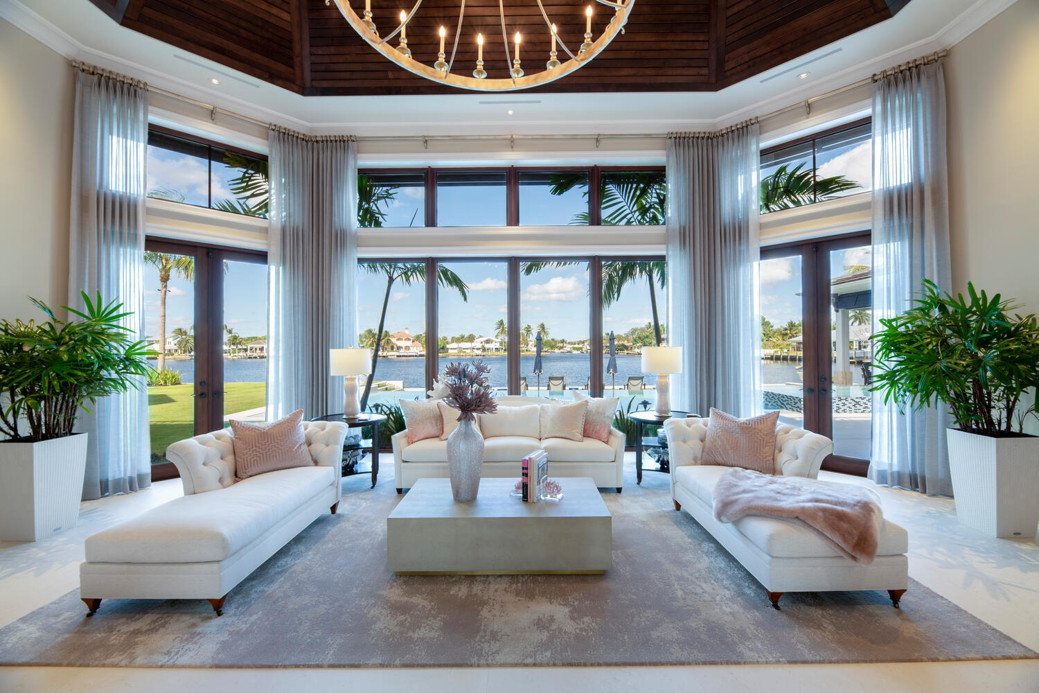 NORTH PALM BEACH VILLAGE OF 6 - Residential