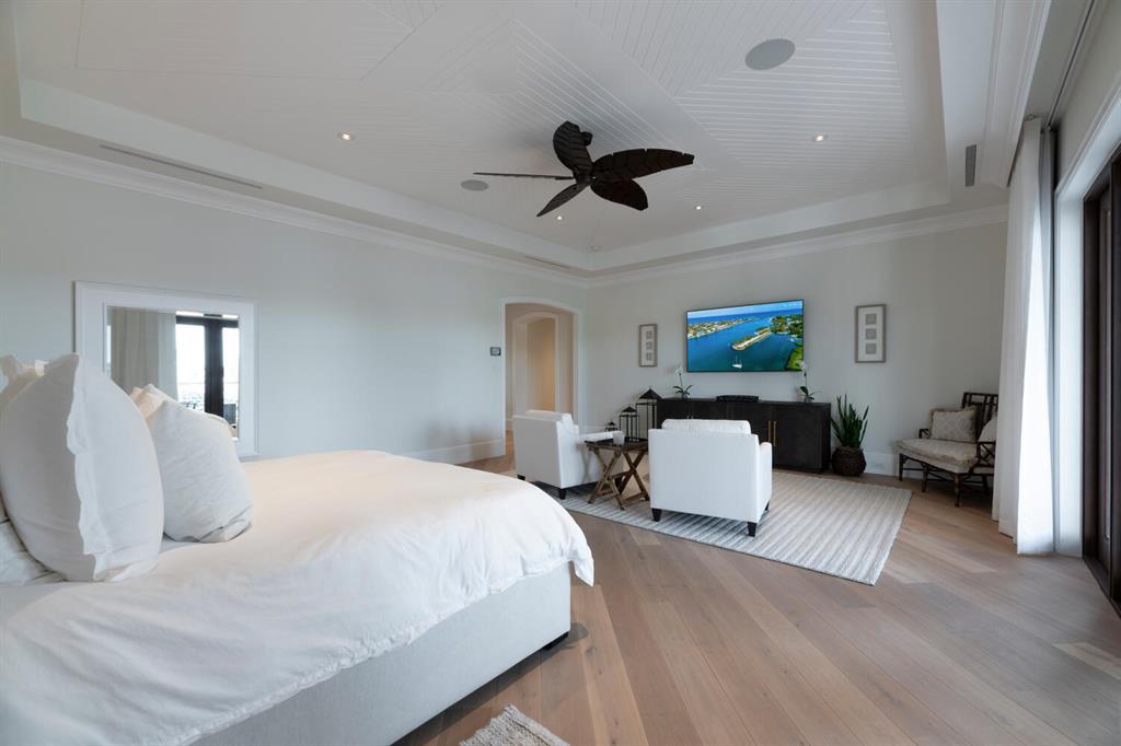 NORTH PALM BEACH VILLAGE OF 6 - Residential