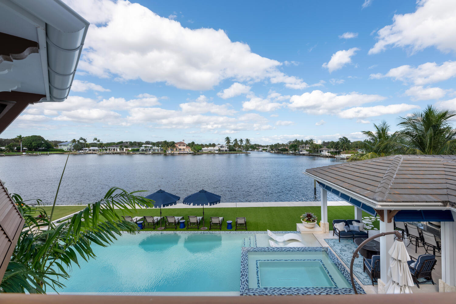 NORTH PALM BEACH VILLAGE OF 6 - Residential