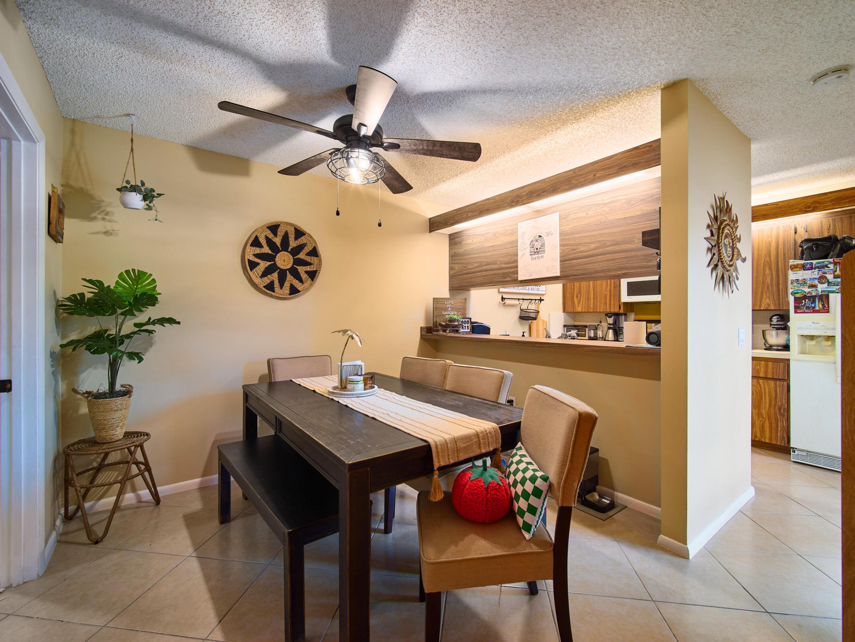 Sandalwood Lakes - Residential