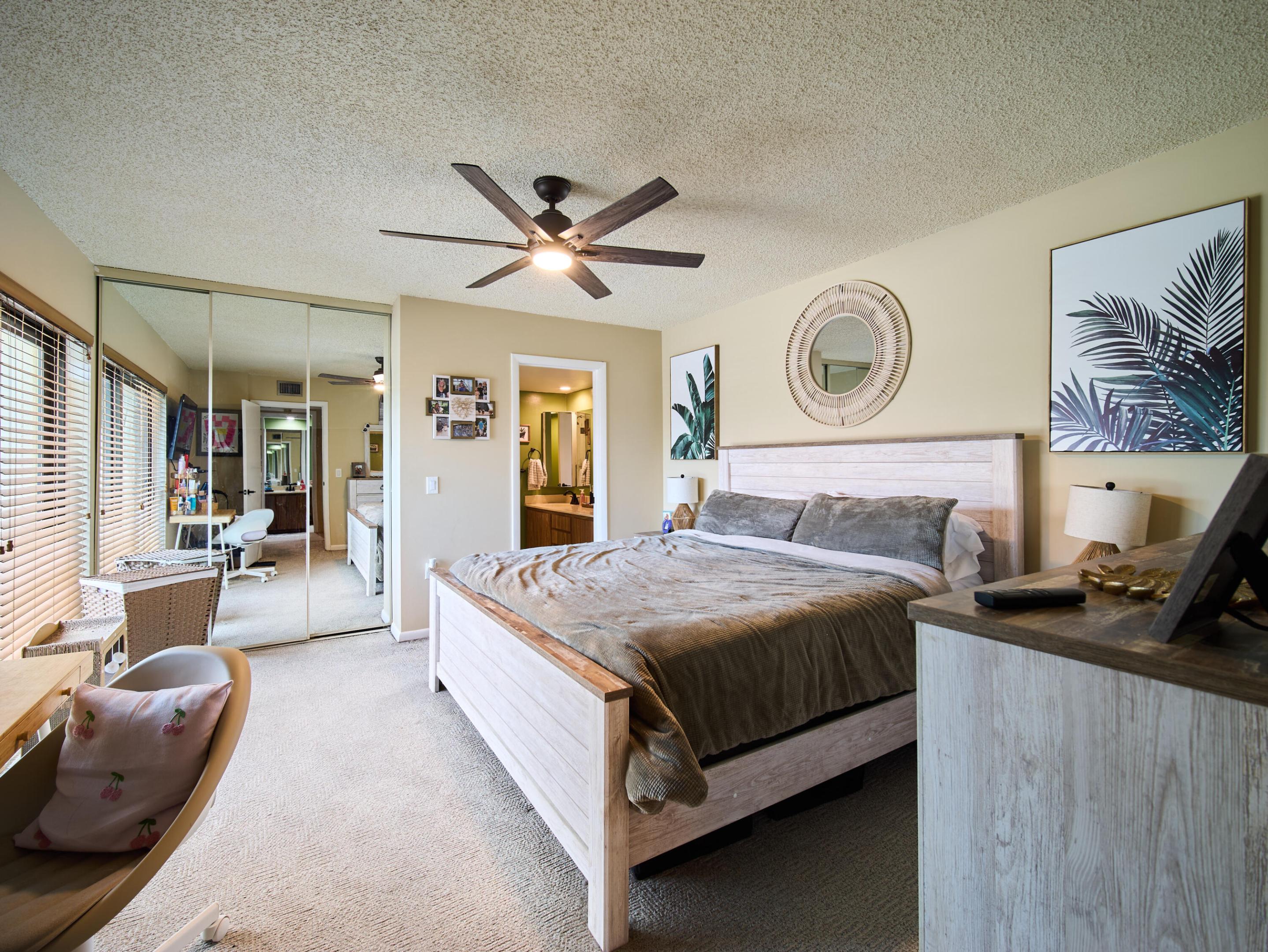 Sandalwood Lakes - Residential