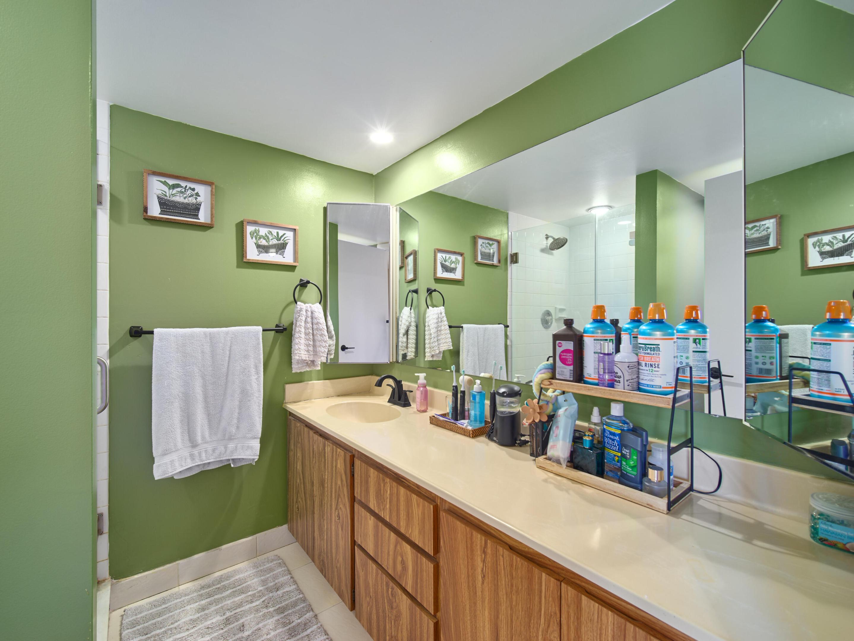 Sandalwood Lakes - Residential