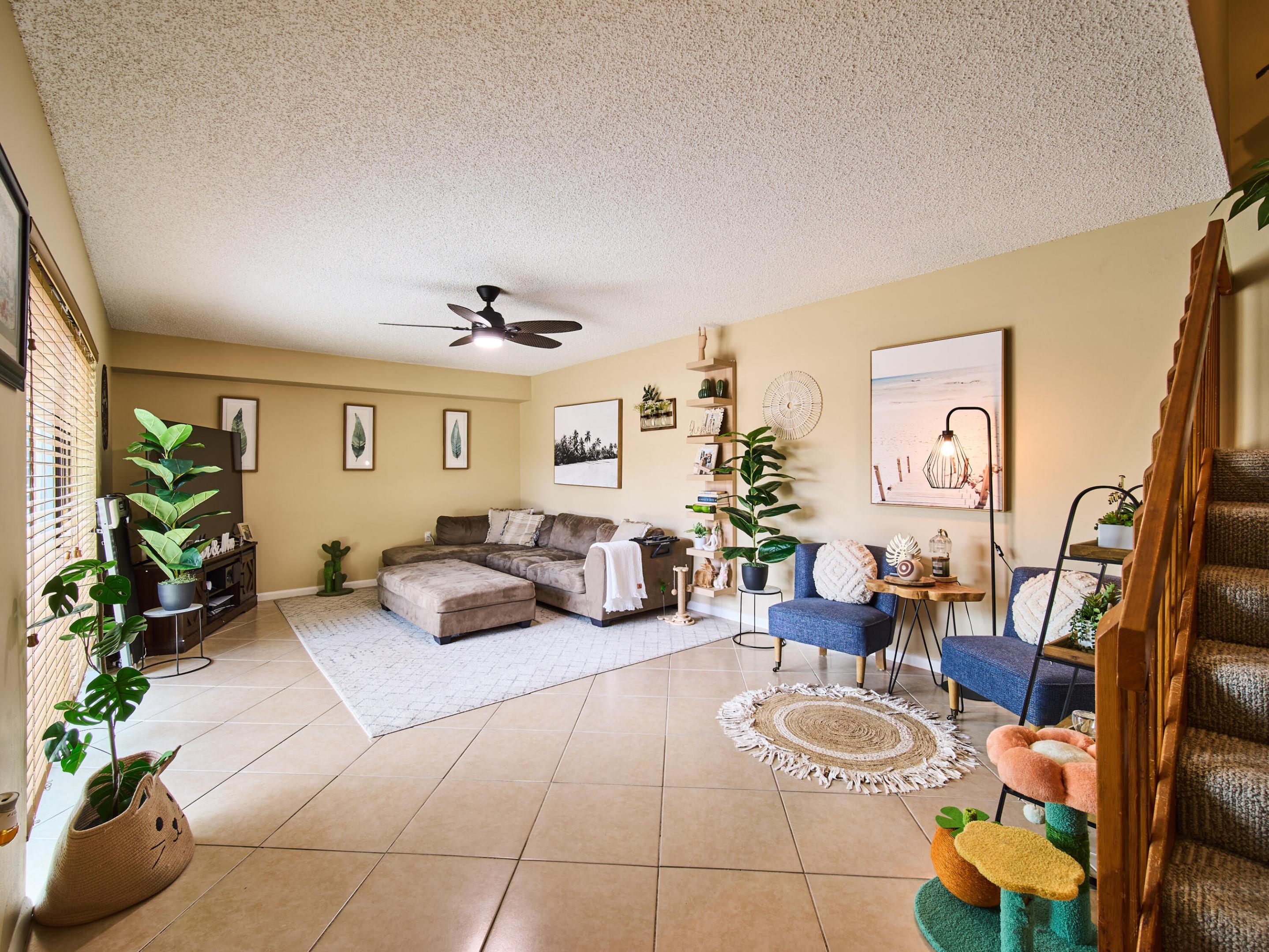 Sandalwood Lakes - Residential
