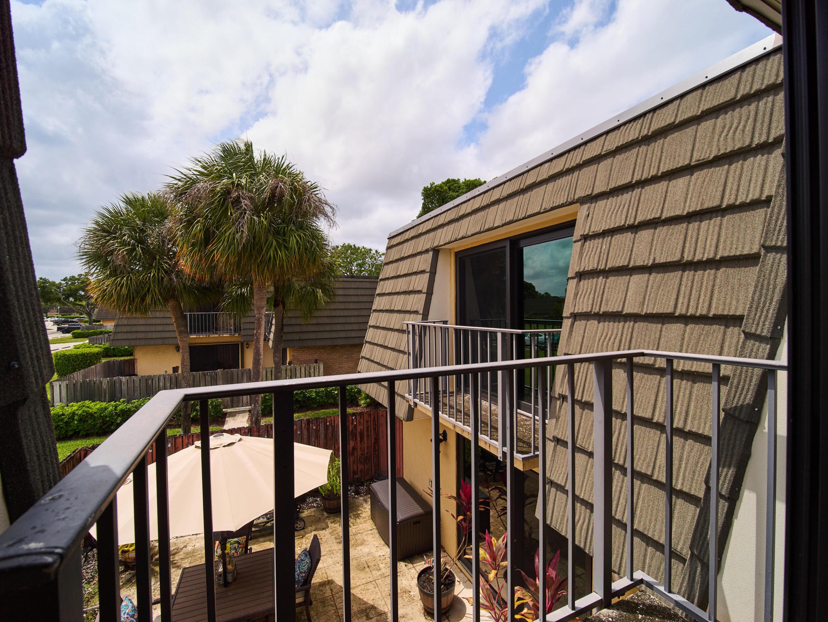 Sandalwood Lakes - Residential