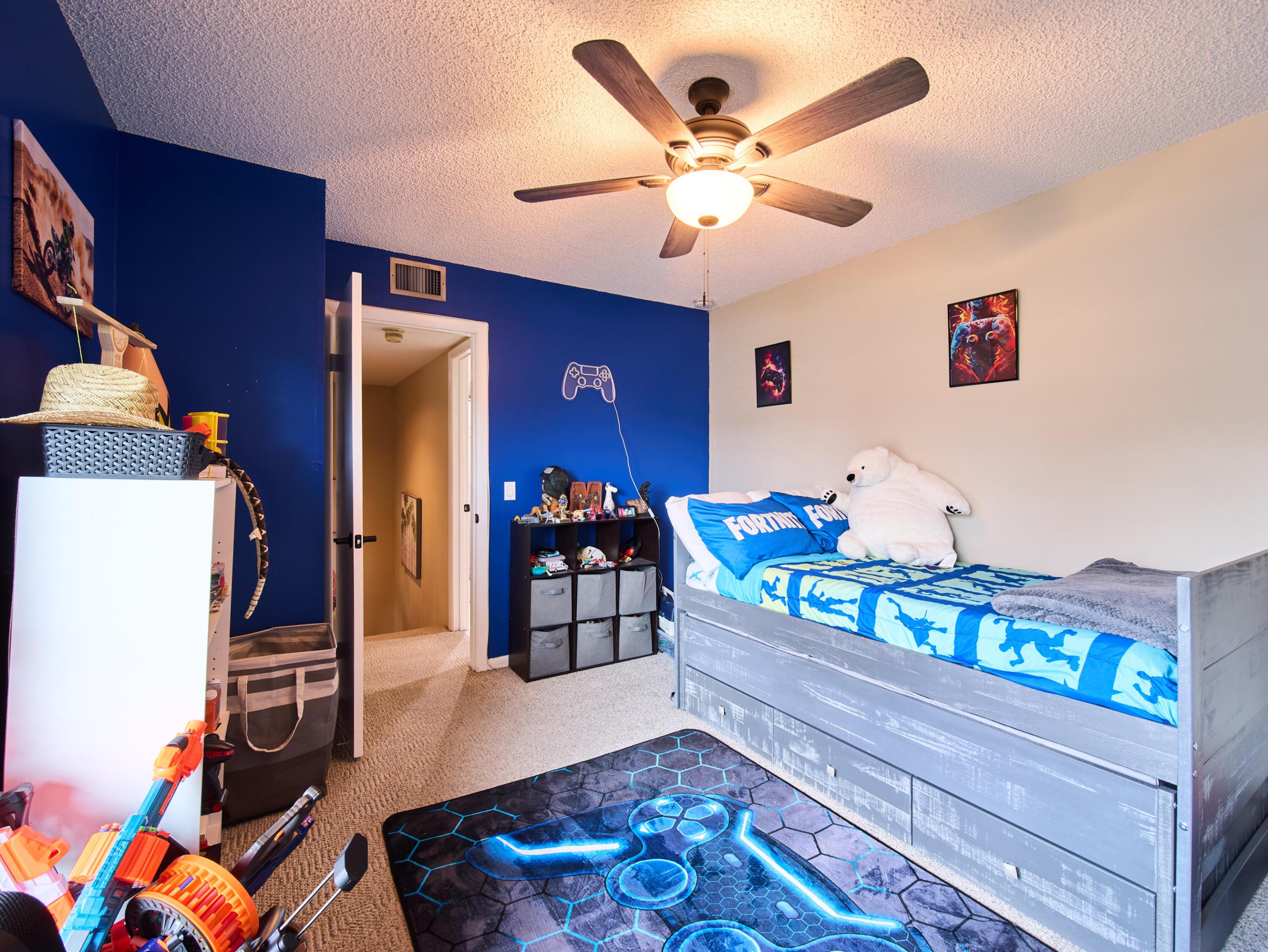 Sandalwood Lakes - Residential