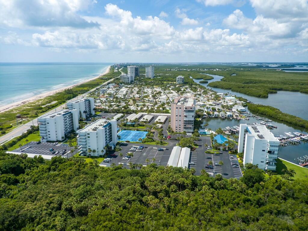 OCEAN HARBOUR NORTH - Residential Lease