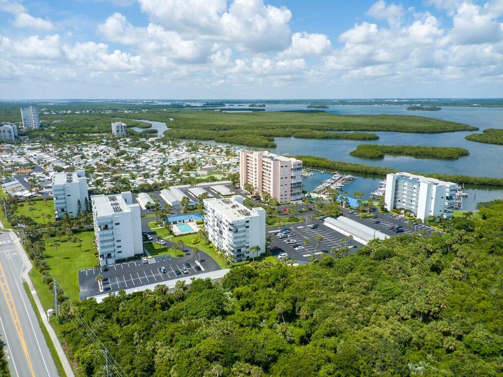 OCEAN HARBOUR NORTH - Residential Lease