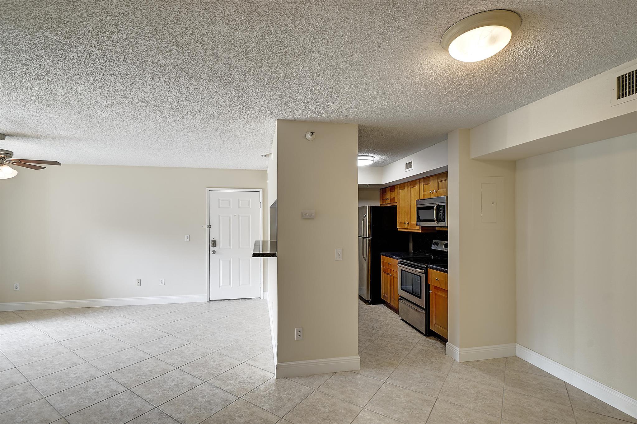 YACHT CLUB ON THE INTRACO - Residential Lease