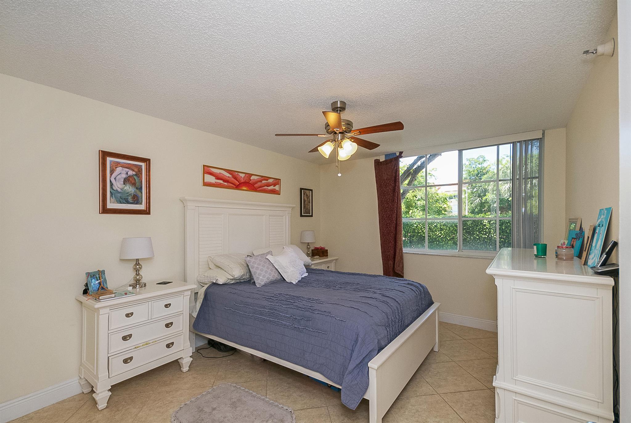 YACHT CLUB ON THE INTRACO - Residential Lease