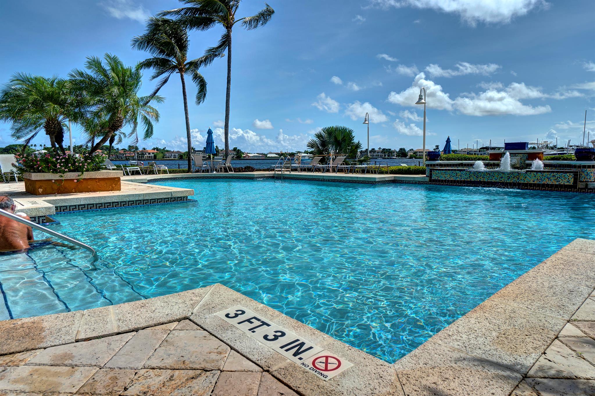 YACHT CLUB ON THE INTRACO - Residential Lease