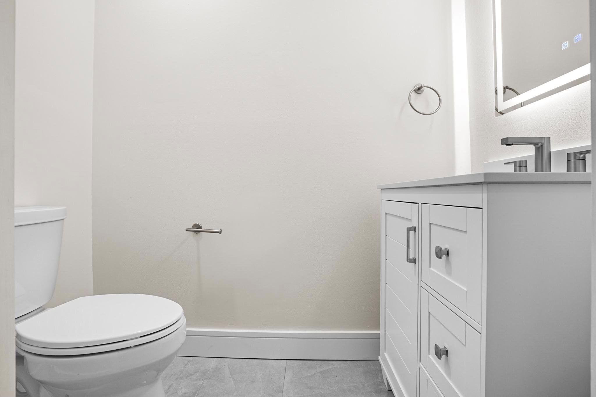 BAYWOOD VILLAGE II-B COND - Residential