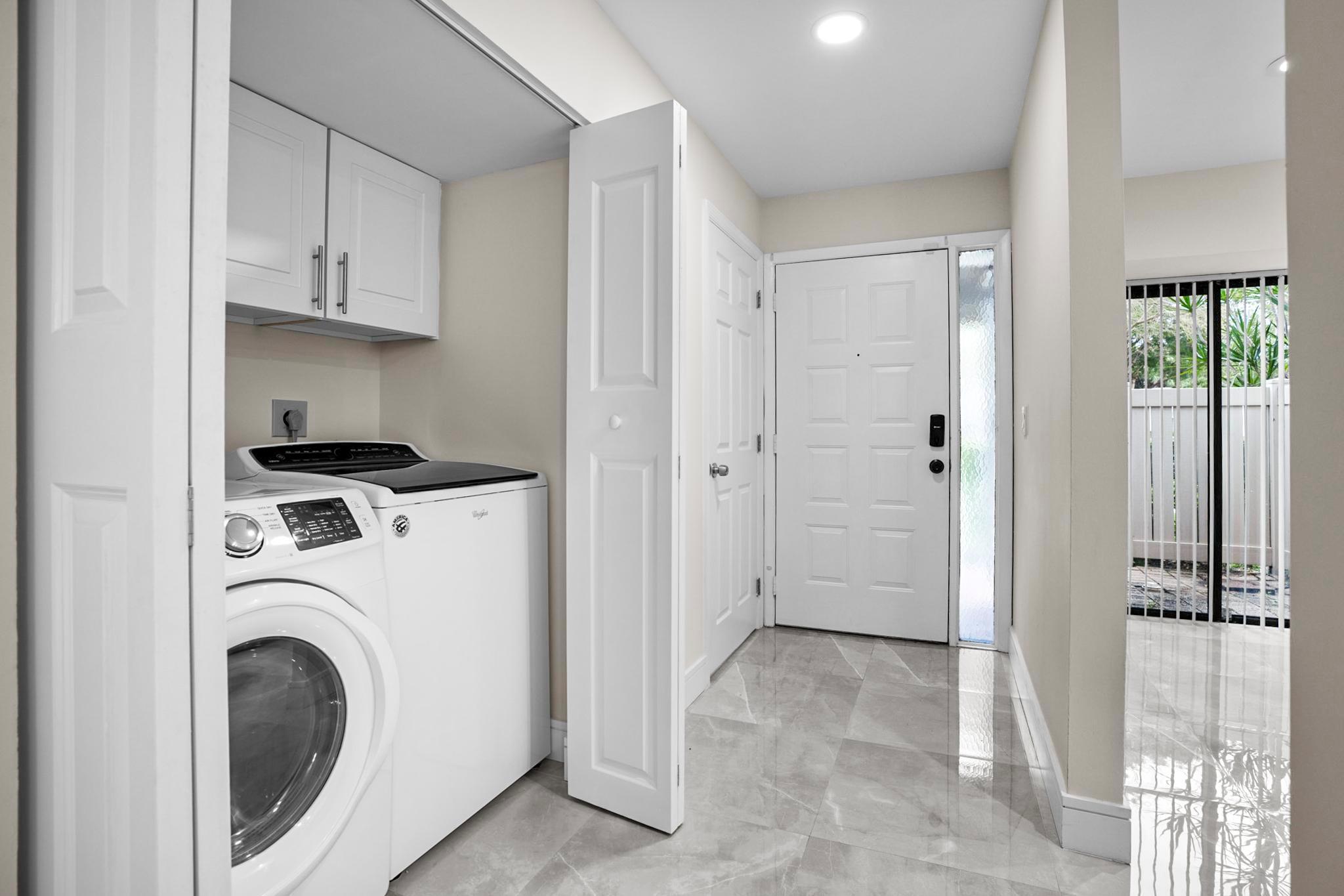 BAYWOOD VILLAGE II-B COND - Residential