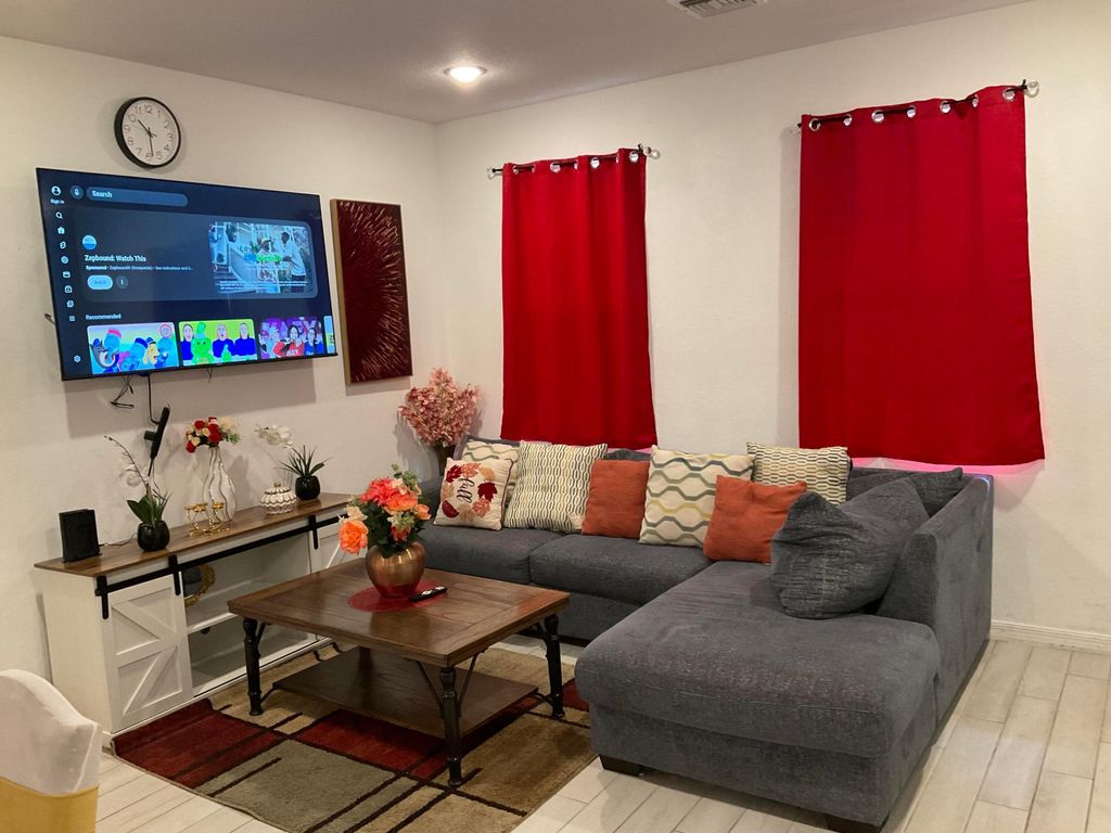 Photo of 2334 SE Tavares Drive, Port Saint Lucie, FL 34952 (MLS # B26025698)