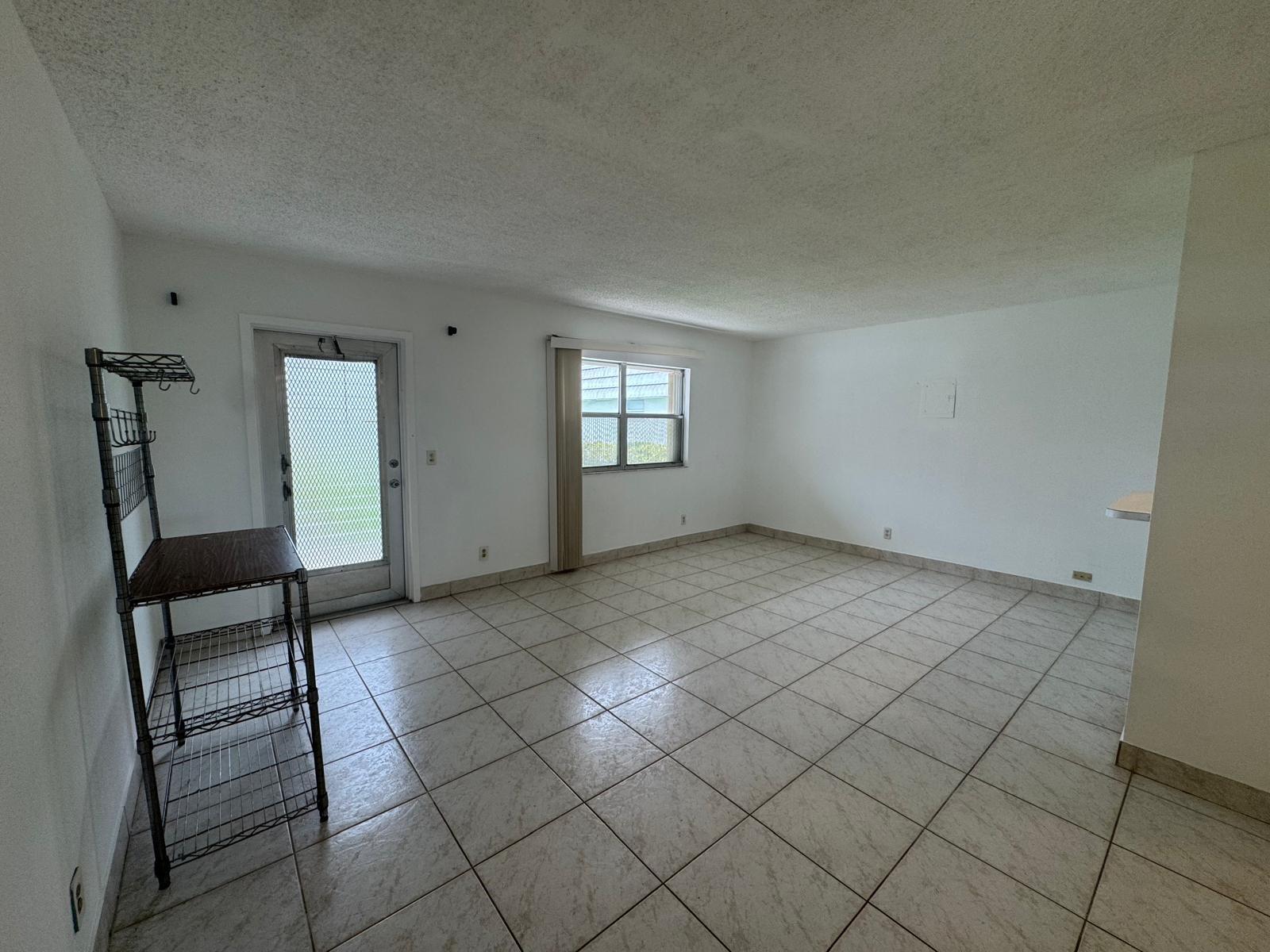 Newly renovated, painted and cleaned one story villa in Premier 55+ Community Kings Point. Your new home features a huge living room, a renovated kitchen with spotlights, a spacious bedroom, one full bathroom and one half bathroom. Both bathrooms are updated with new spotlight ceilings and new bathtub. The unit has its own washer dryer. Dedicated parking spot and plenty guest parking spots.
Security Gated community with lots of amenities, pool, tennis and pickleball courts, two restaurants, club house, security etc.