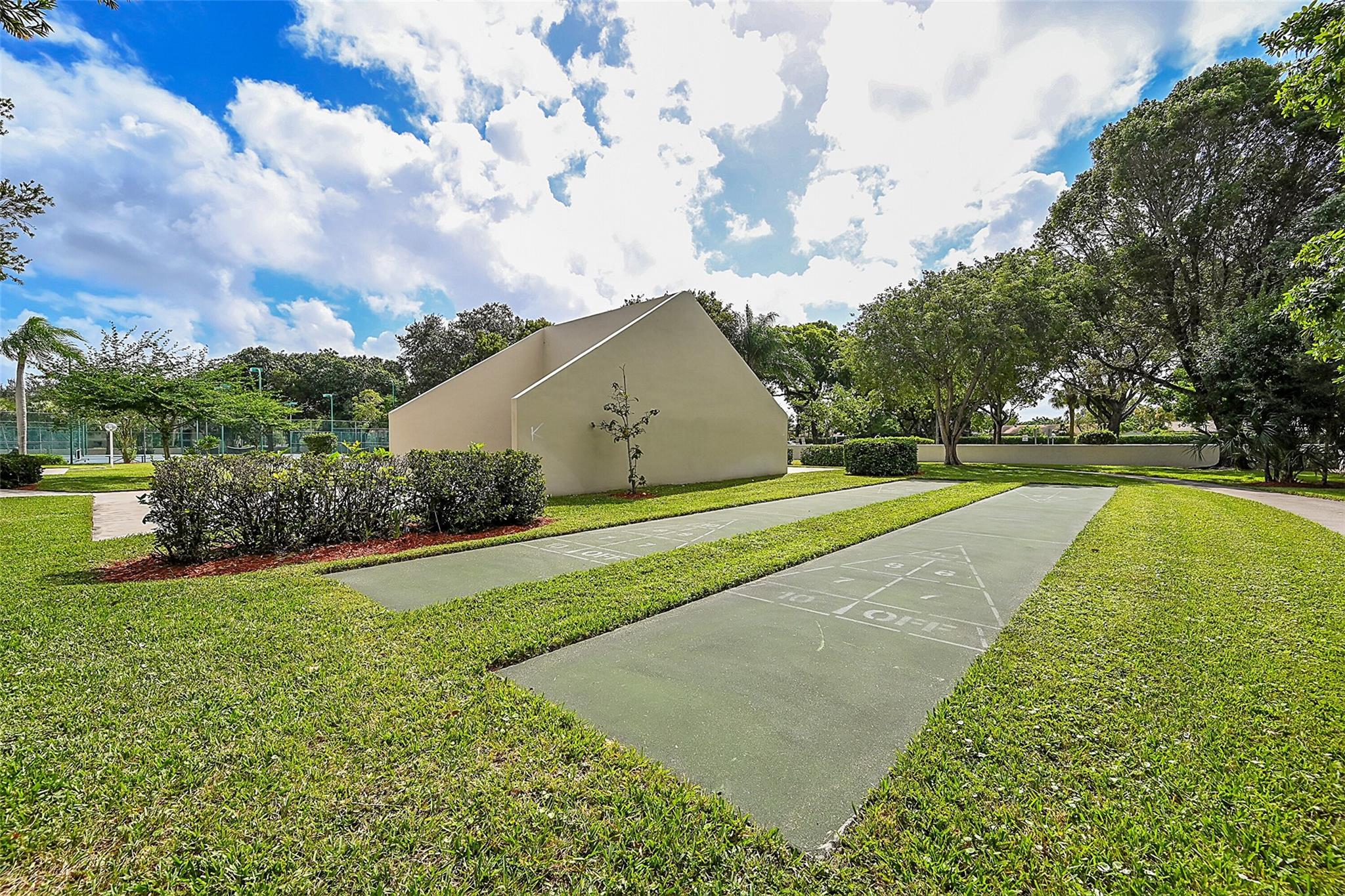 The Gardens North Eleven - Residential Lease