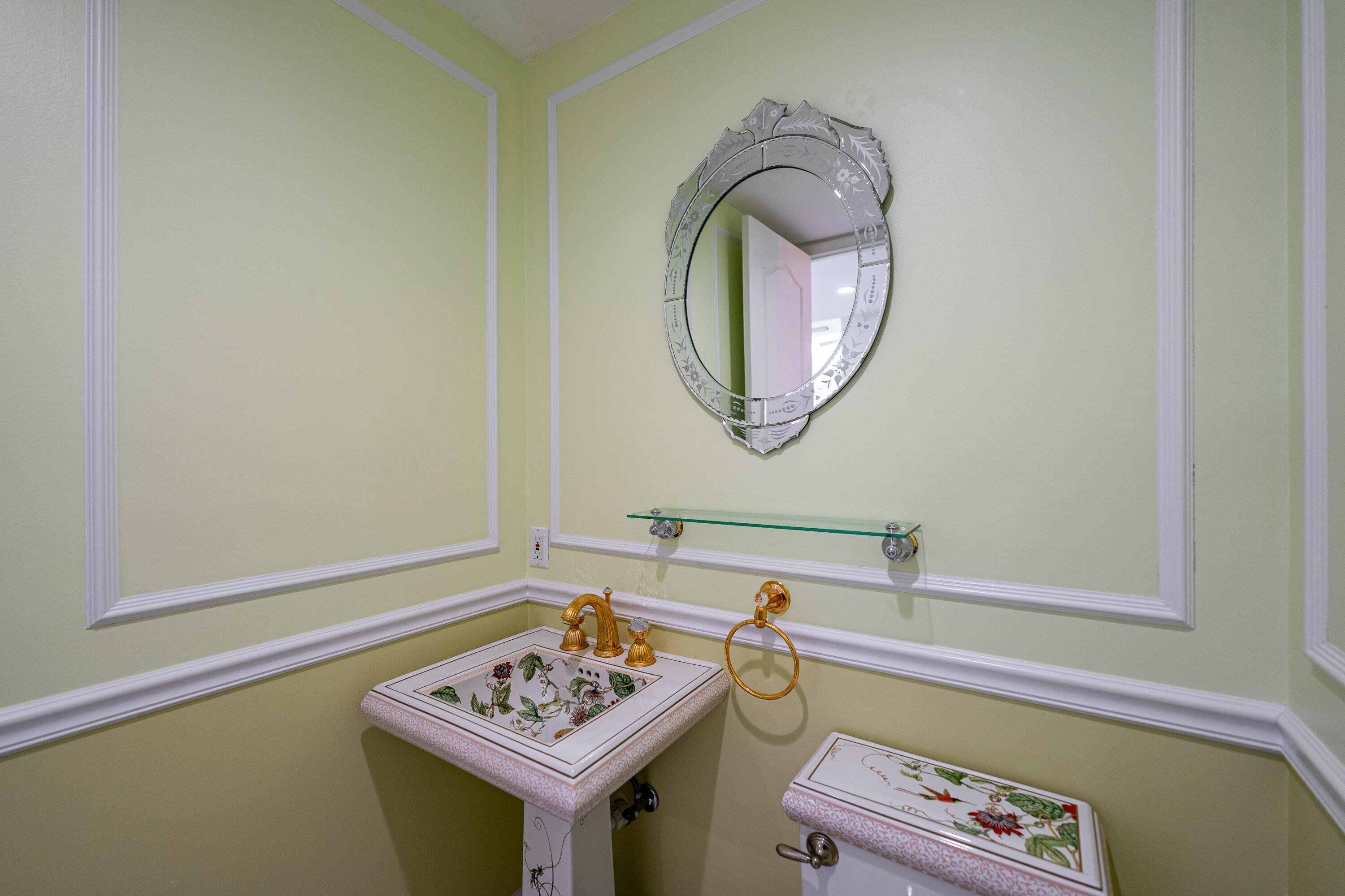 THE ATRIUM ON THE OCEAN, A CONDOMINIUM - Residential