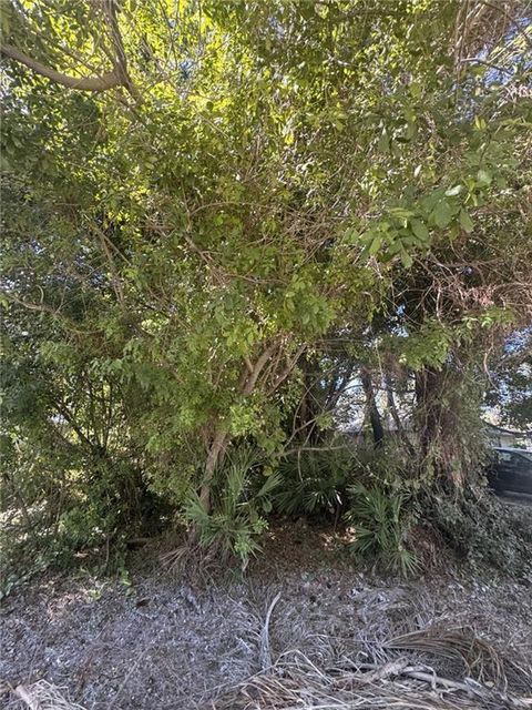 1115 15th Avenue SW Vero Beach FL 32962