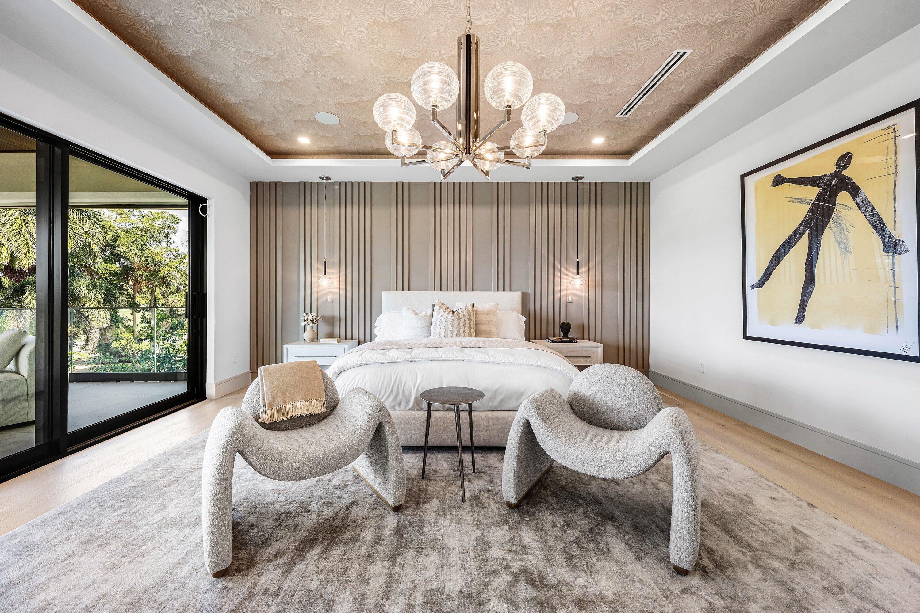 ROYAL PALM YACHT & COUNTRY CLUB - Residential