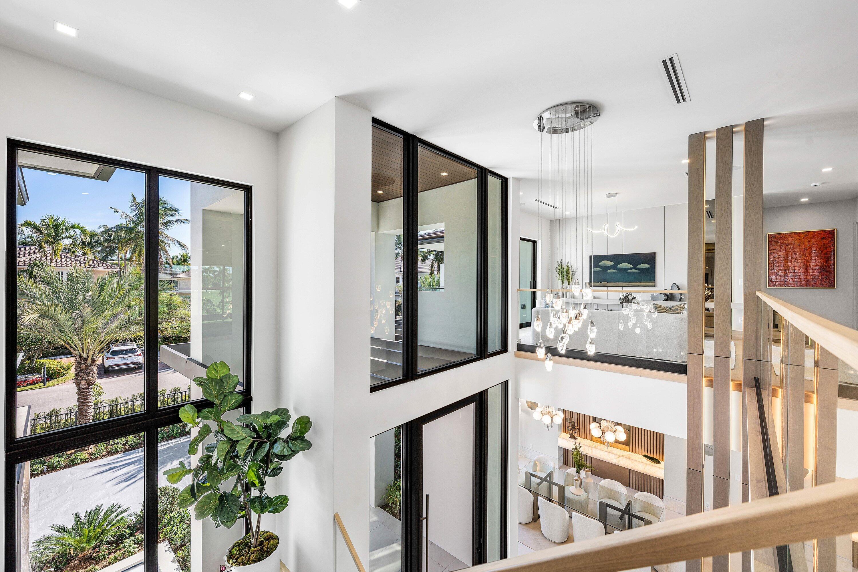 ROYAL PALM YACHT & COUNTRY CLUB - Residential