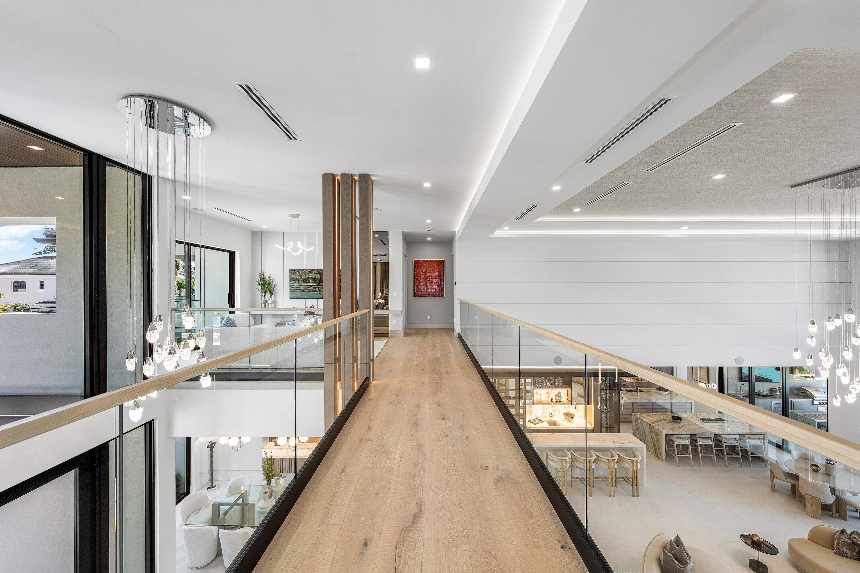 ROYAL PALM YACHT & COUNTRY CLUB - Residential