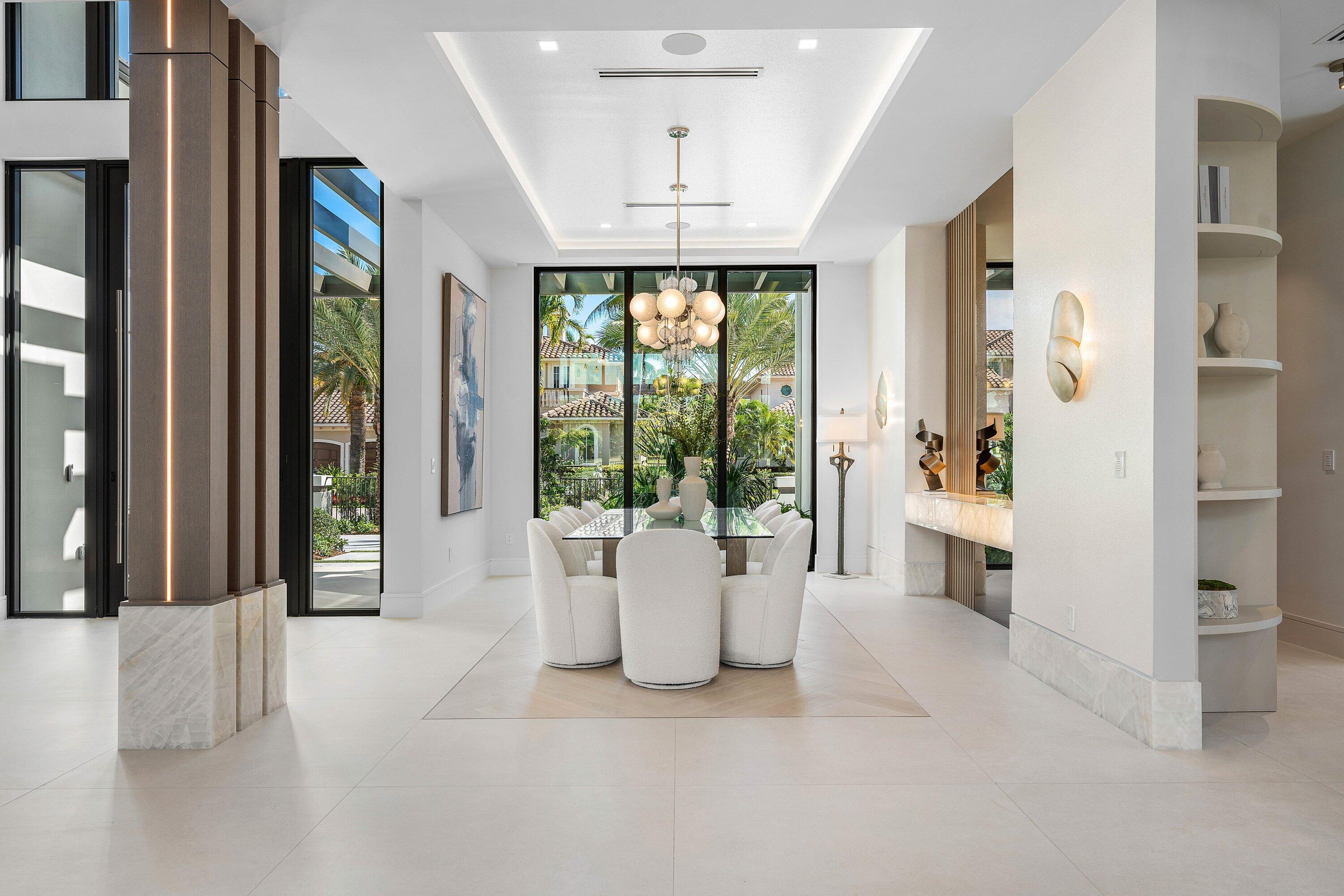 ROYAL PALM YACHT & COUNTRY CLUB - Residential