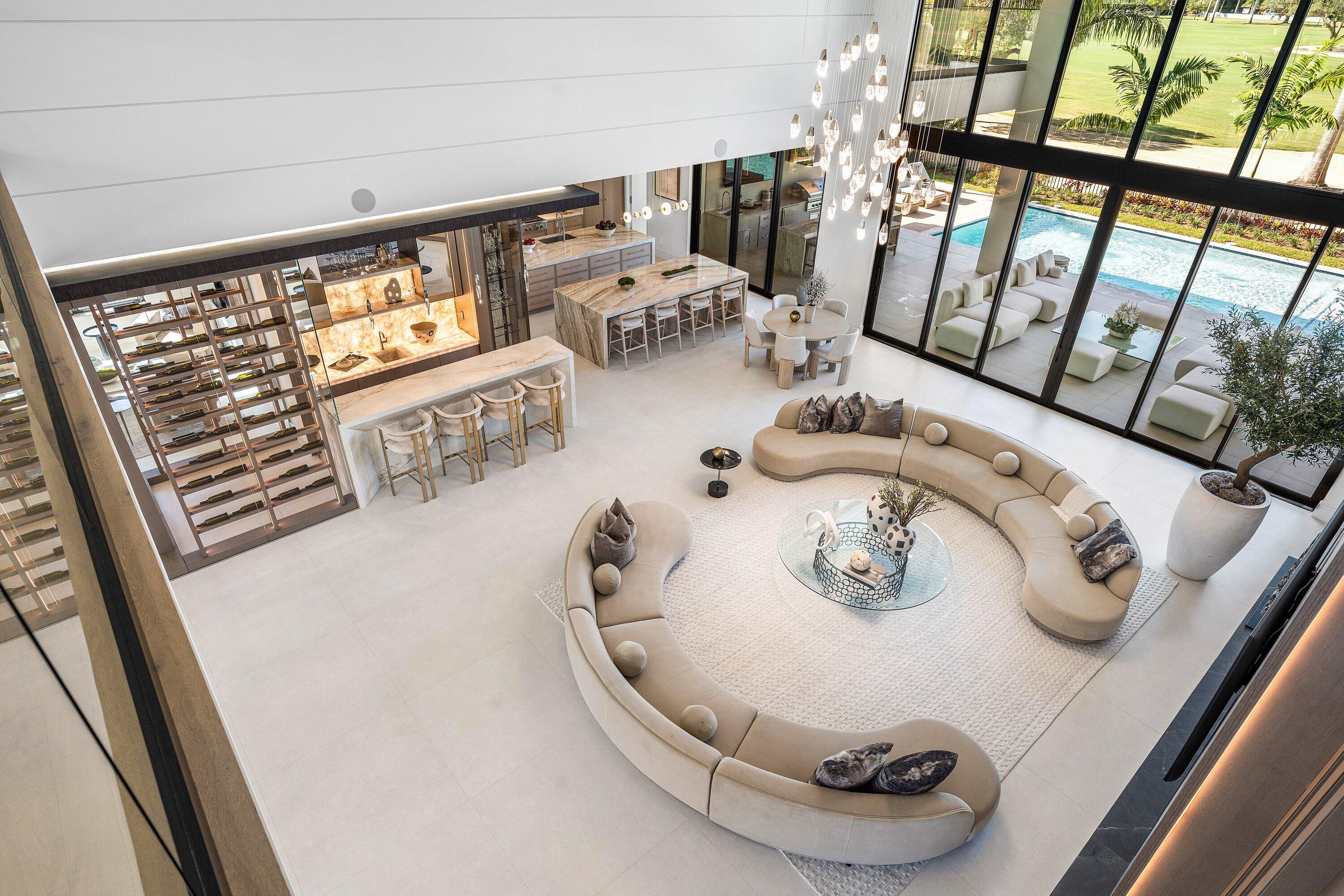 ROYAL PALM YACHT & COUNTRY CLUB - Residential