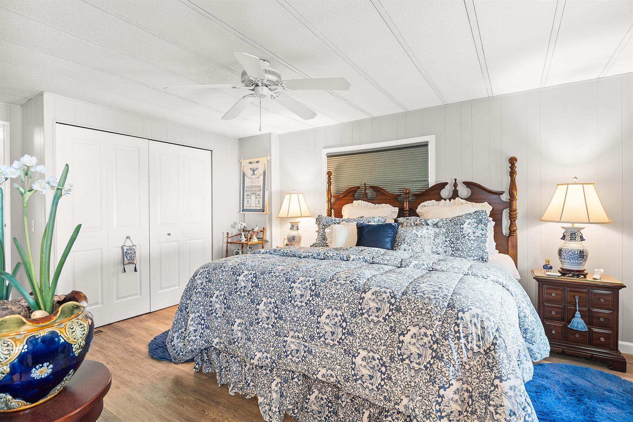 Pinelake Village - Residential