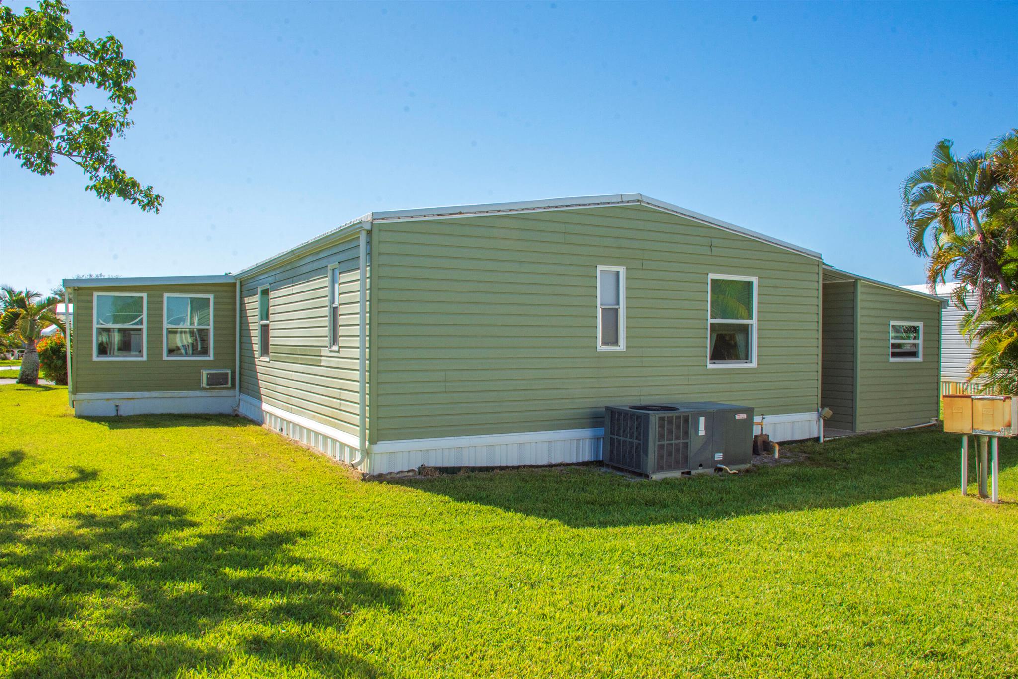 Pinelake Village - Residential