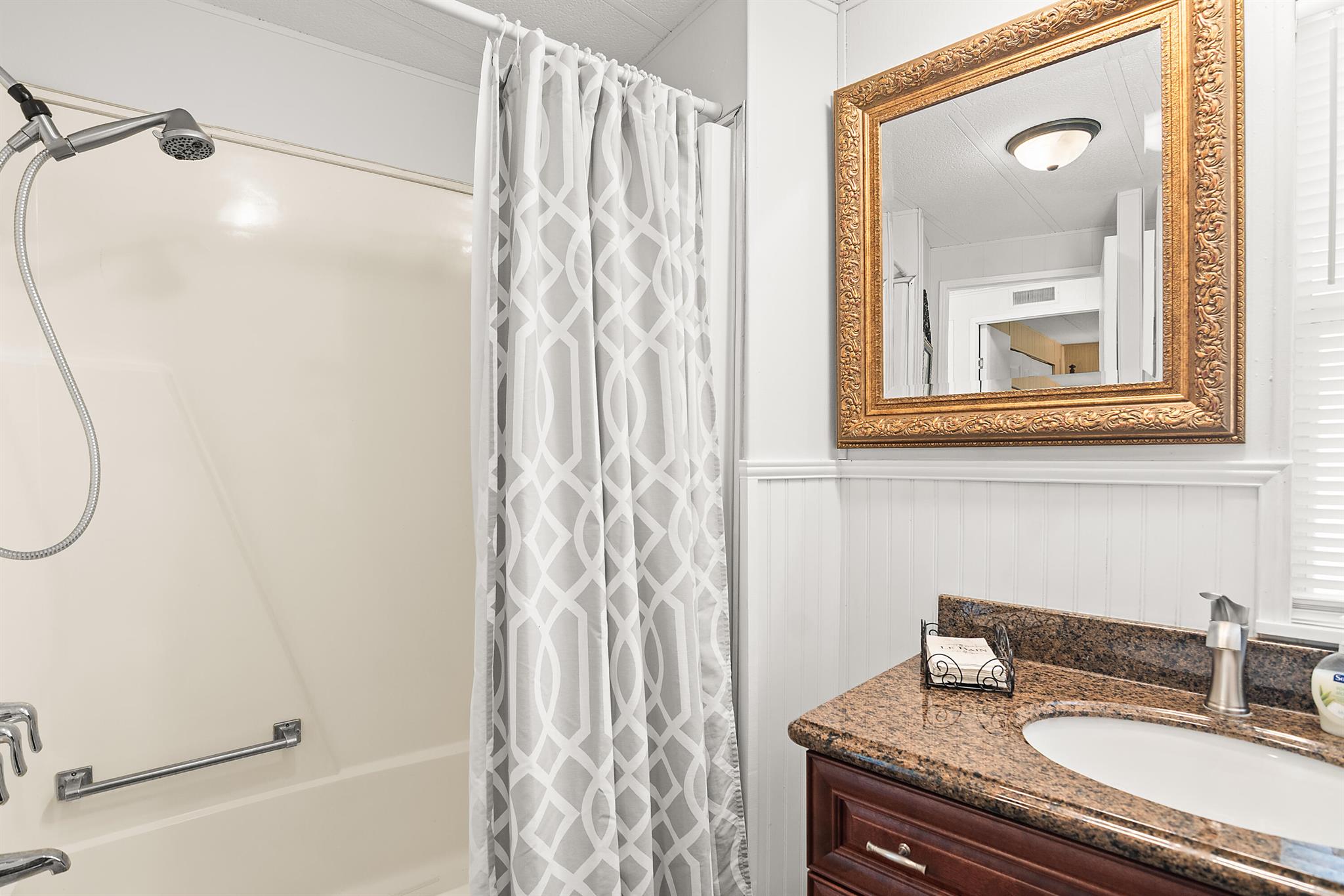 Pinelake Village - Residential