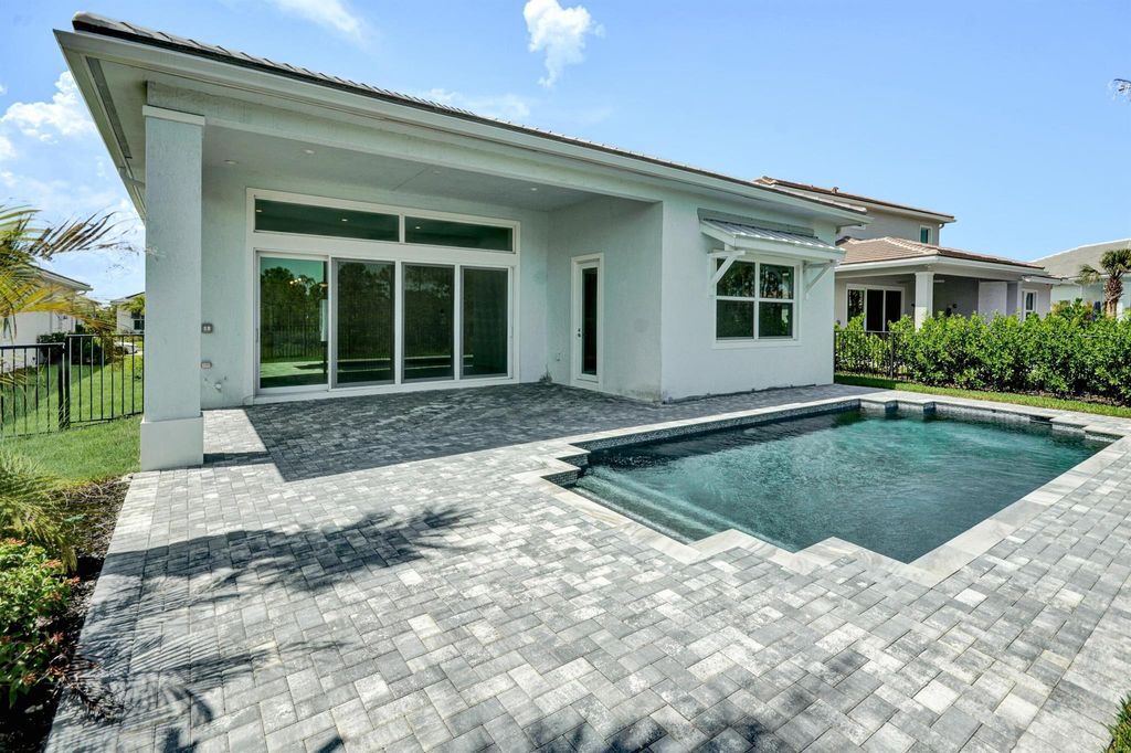 Photo of 142 SE Calmo Circle, Port Saint Lucie, FL 34984 (MLS # R11108853)