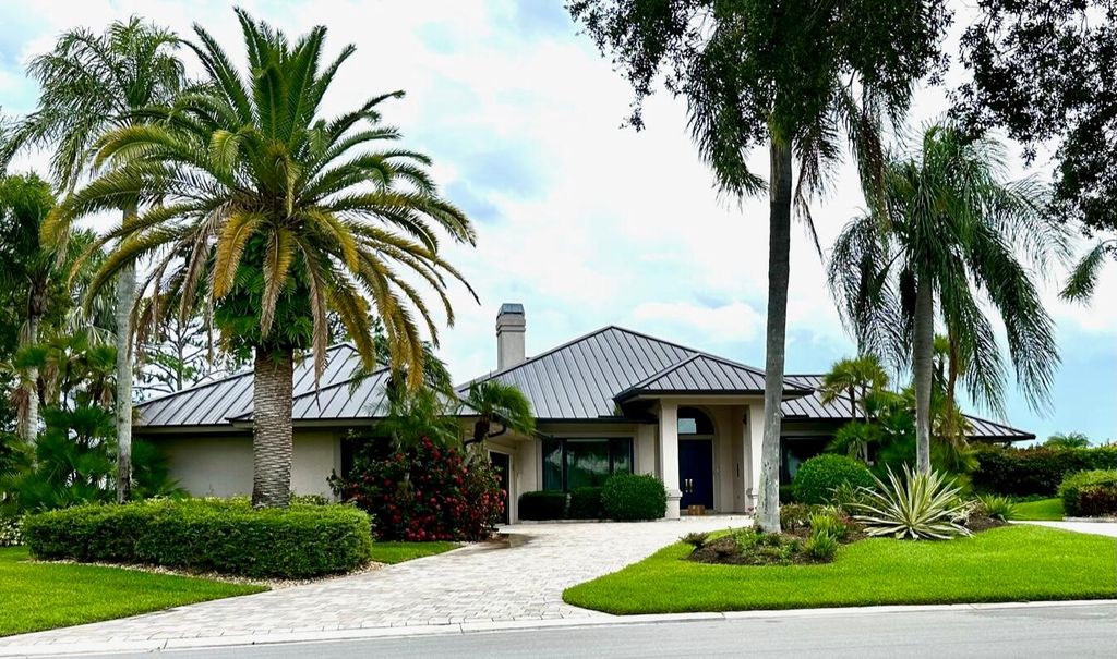 Photo of 6305 SE Mariner Sands Drive, Stuart, FL 34997 (MLS # R10901407)