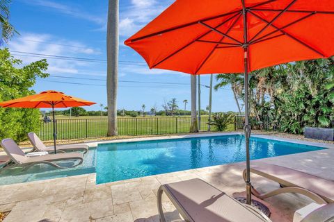 A home in Lake Worth Beach