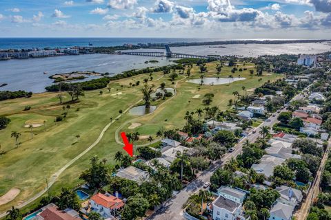 A home in Lake Worth Beach