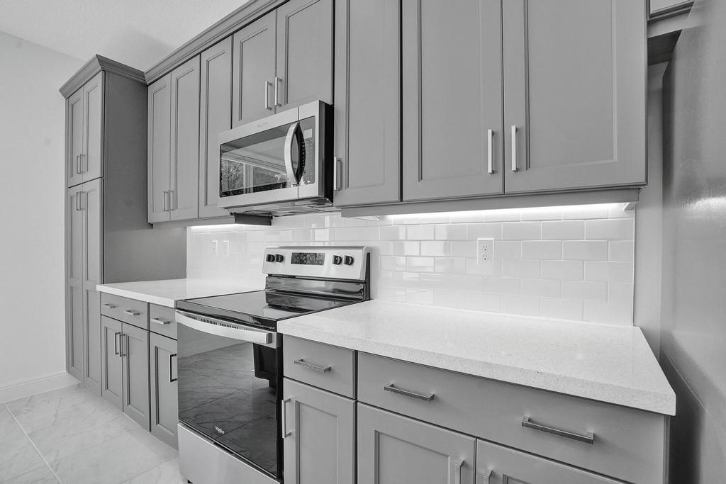 DEERFIELD CROSSING - Residential Lease