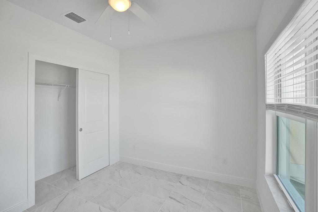 DEERFIELD CROSSING - Residential Lease