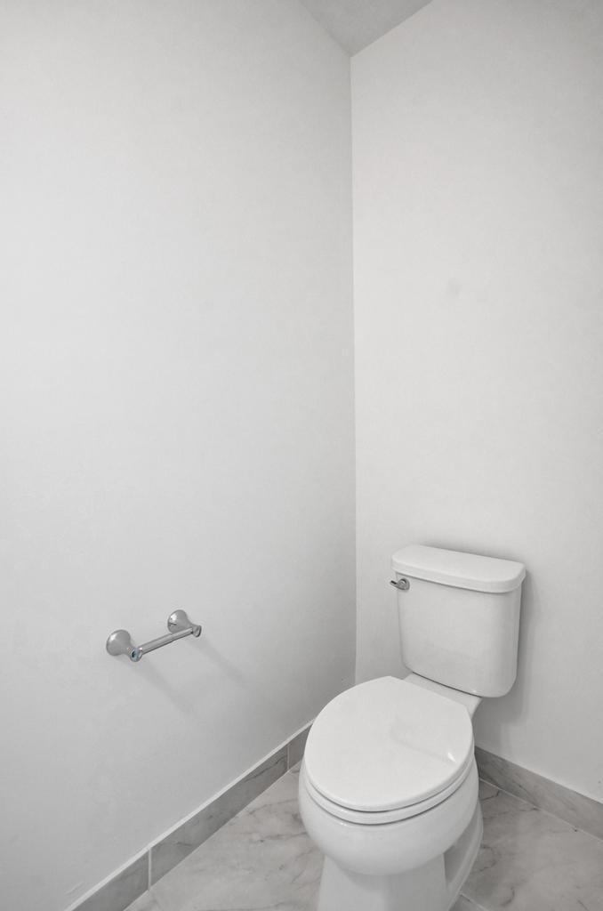 DEERFIELD CROSSING - Residential Lease