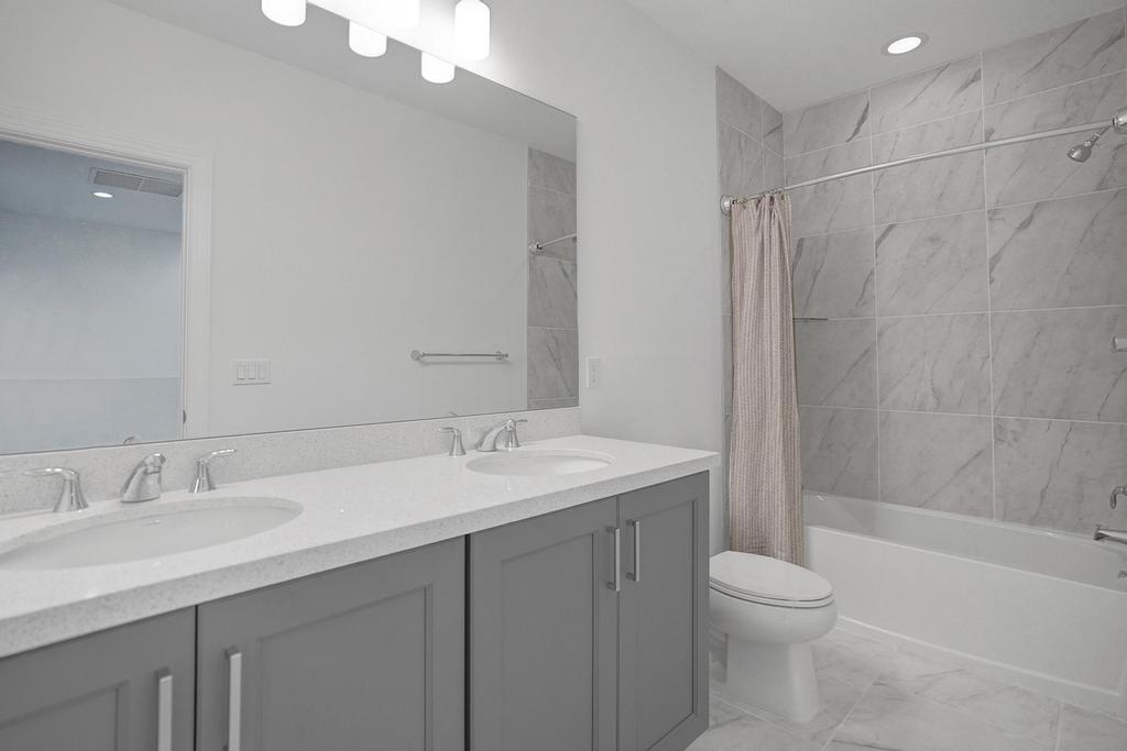 DEERFIELD CROSSING - Residential Lease