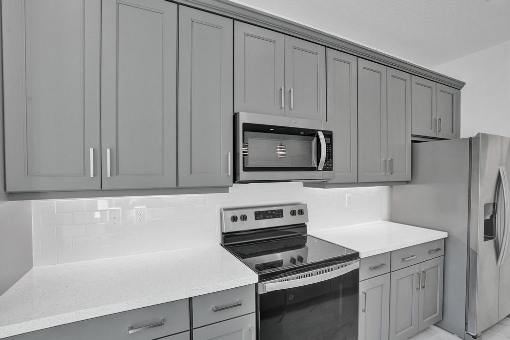 DEERFIELD CROSSING - Residential Lease