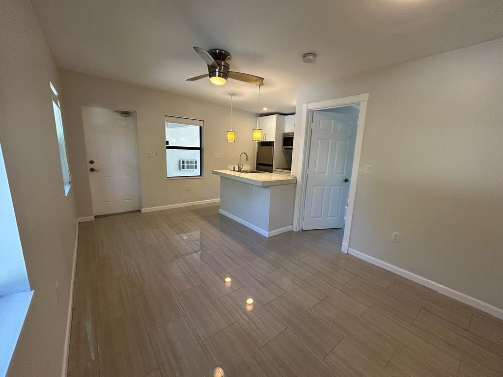 Photo of 112 NE 5th Street, Fort Lauderdale, FL 33301 (MLS # B26001443)
