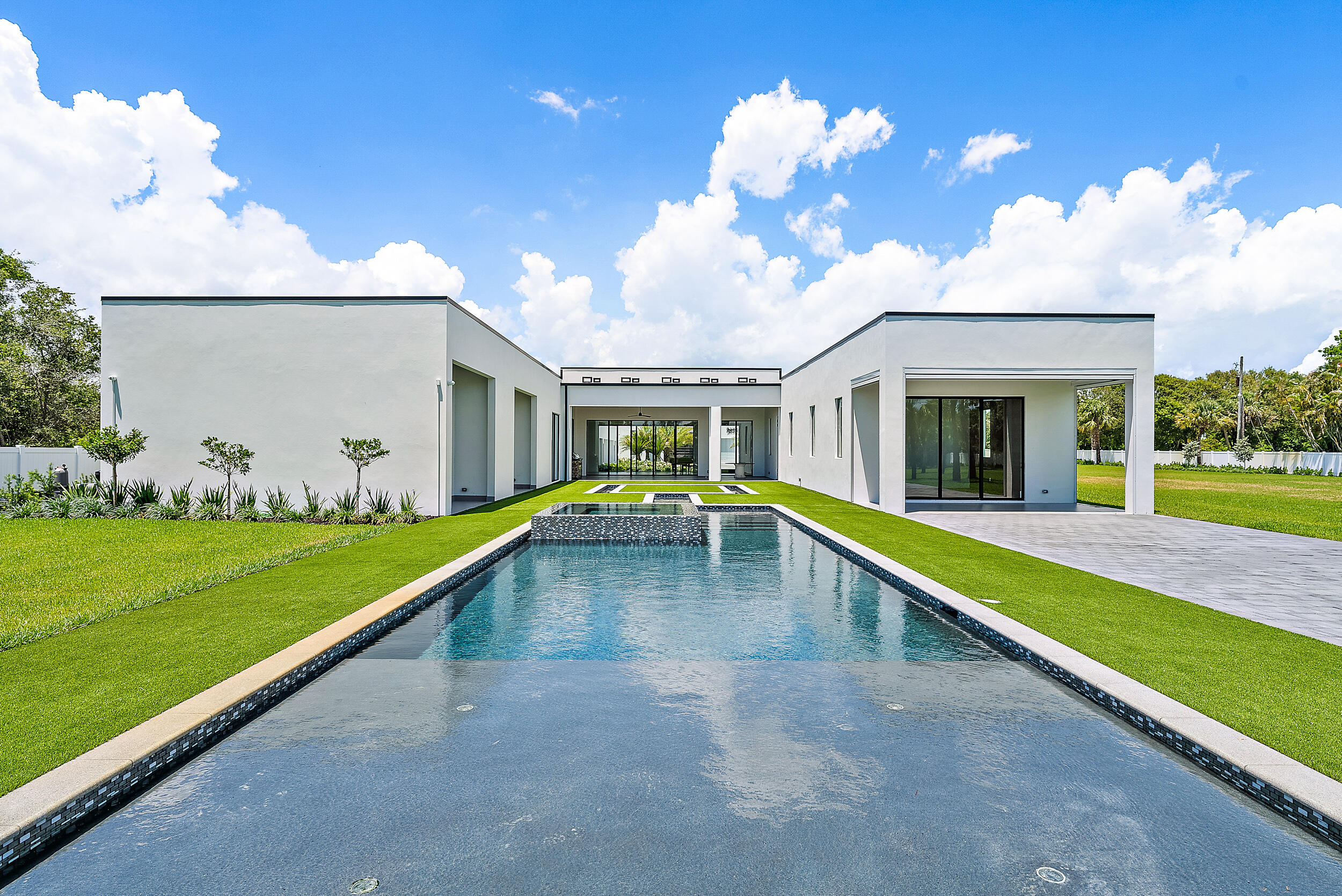 Gomez - Residential