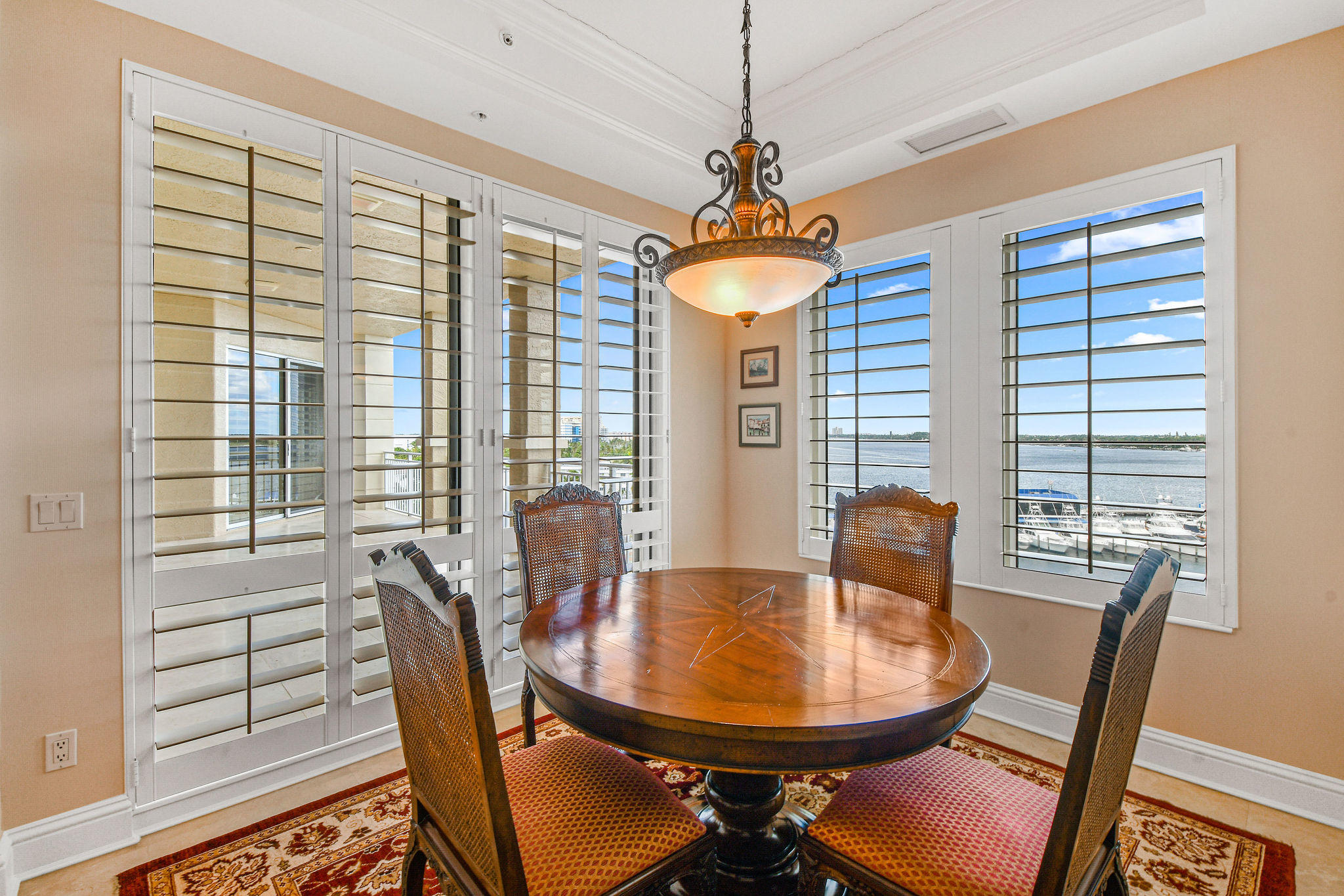 ONE WATERMARK PLACE OF THE PALM BEACHES - Residential