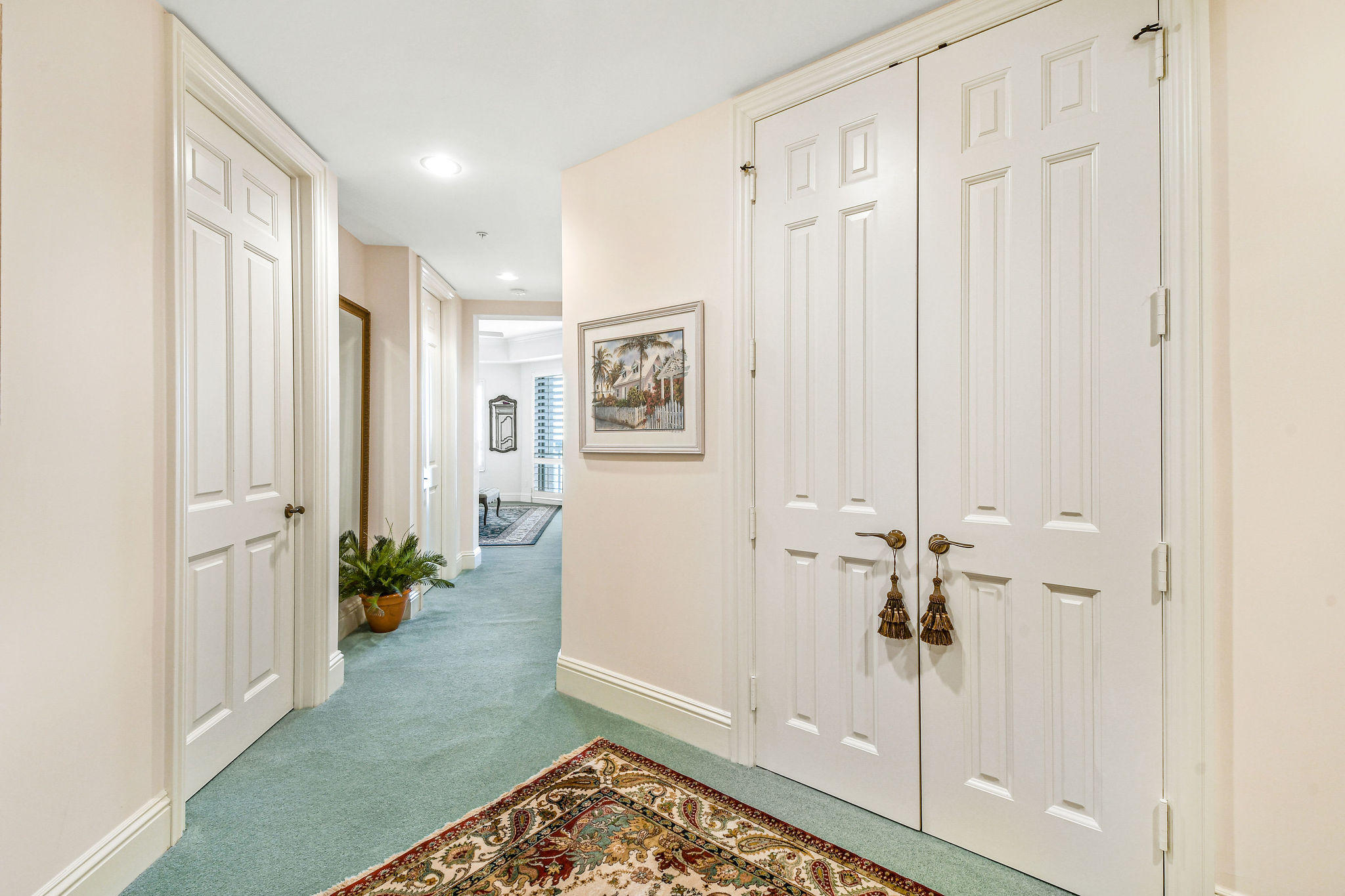 ONE WATERMARK PLACE OF THE PALM BEACHES - Residential