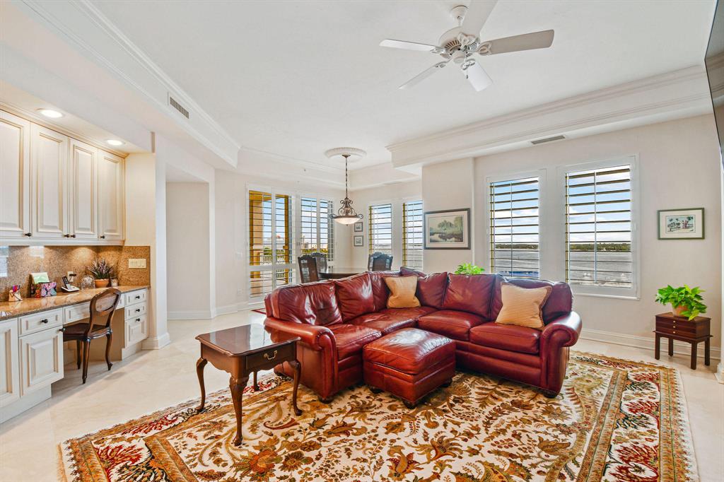 ONE WATERMARK PLACE OF TH - Residential