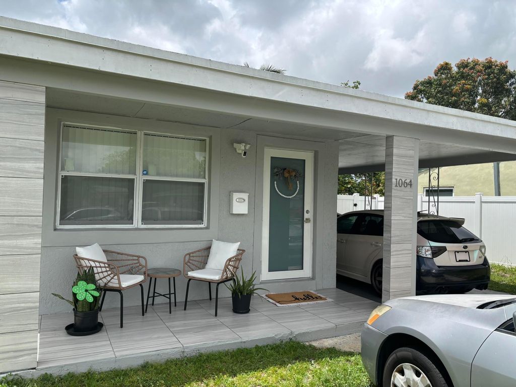 Photo of 1064 Carolina Avenue, Fort Lauderdale, FL 33312 (MLS # B26030206)