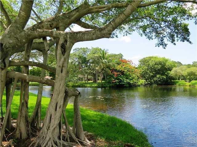 BANYAN SPRINGS - Residential