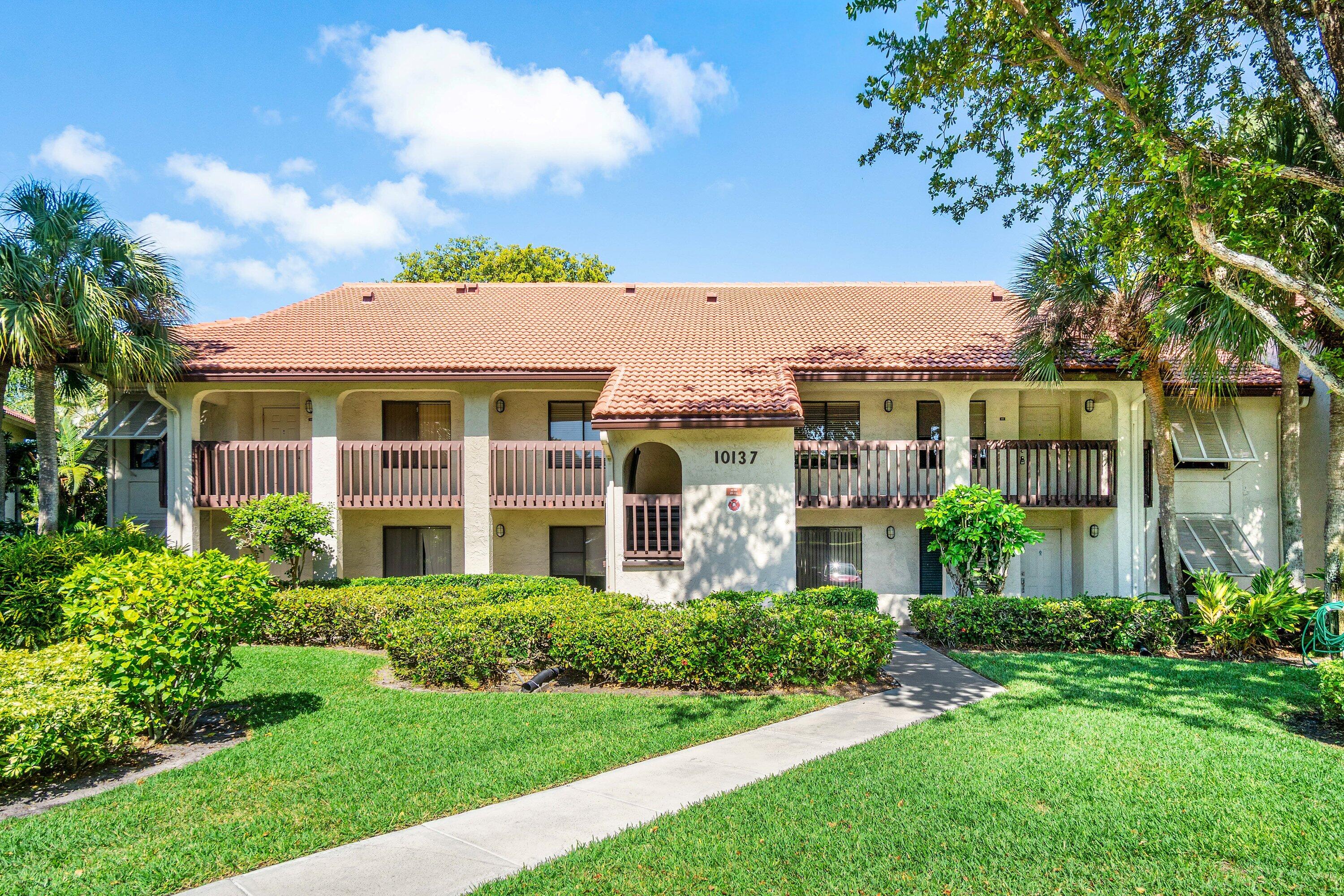 BANYAN SPRINGS - Residential